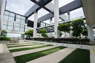 Image de Luxstay Atria Sofo Suites Apartments