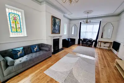 Image de Bridgerton House - Detached 5-bedroom Property
