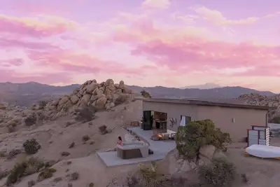 Image de Fox Inn:  Epic Views, Hot Tub, Cowboy Tub, Grill