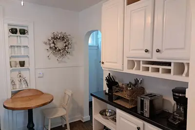 Image de Charming 2-bedroom cottage with WiFi, Ac in enjoyable Fort Madison