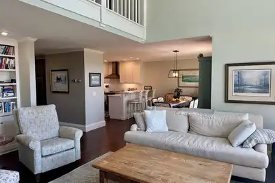 Image de Windward Passage: 3 Br, 2. 5 Ba Condominium in Harbor Springs, Sleeps 6