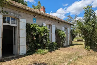 Image de La Lampisterie - Atelier ferroviaire aménagé en bordure de la Voie Verte