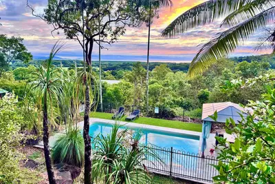 Image de Wybalena Entire Private Home, Ocean and valley views Tropical Oasis Pool Garden