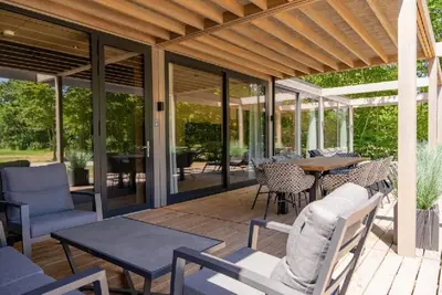 Image de Luxury 4-person villa with two bathrooms, air conditioning and a covered terrace, surrounded by nature in North Limburg.