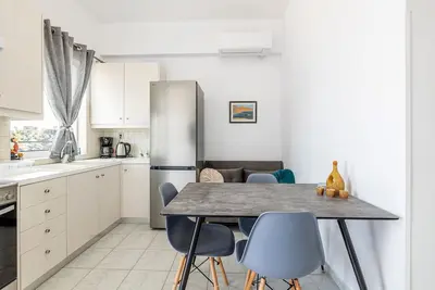 Image de The Libyan Coast | House 2