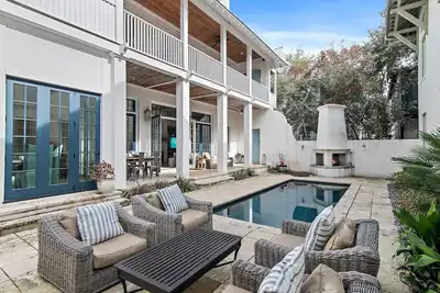 Image de Coastal Elegance for 12 in Rosemary | Private Pool, Outdoor Oasis, & 30a Charm