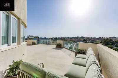 Image de Luxury beautiful penthouse with amazing views & Ac