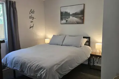 Image de Tranquil Shawnigan Lake retreat