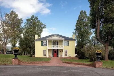 Image de Shawnee Farms Estate : 8-bedroom farmhouse in enchanting Luray, Virginia