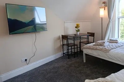 Image de Open Mind Property - Four Guests & Free Parking