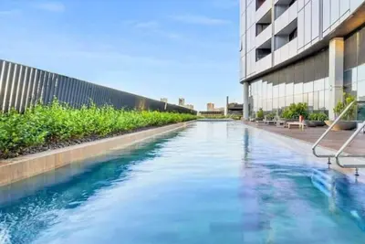 Image de Eq Tower Ultra-Modern 2br- Cbd Base Mel Central