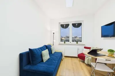 Image de Kotsisa 8a | Bright Studio | Praga Północ