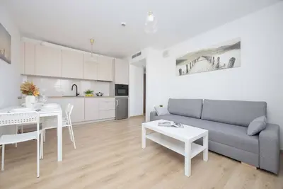 Image de Pileckiego 59 | Air Conditioned Apartment | Desk