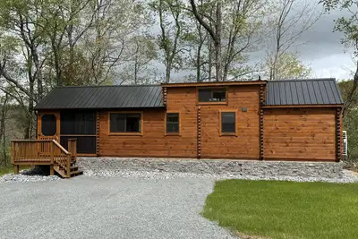 Image de Tiny Cabin #3 by Windham Ny Escape 'Forest View'