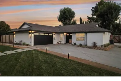 Image de Lotus Moon Spa House -Hot Tub, Sauna & Sound Baths In Thousand Oaks, Ca!