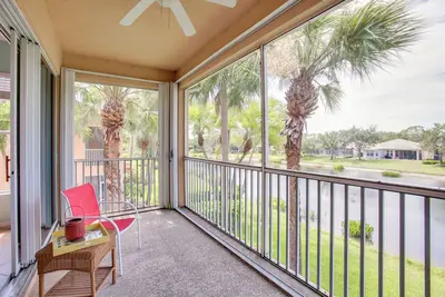 Image de 3 Mi to Dtwn Fort Myers: Condo w/ Pool & Hot Tub