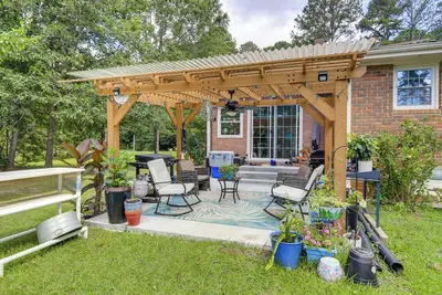 Image de 5 Mi to Trilith Studios: Apt w/ Furnished Pergola