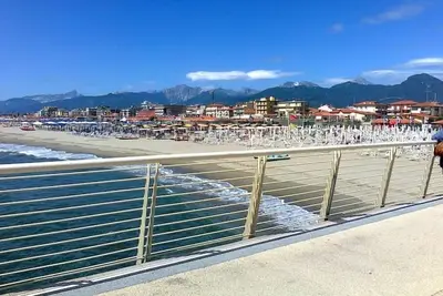 Image de 100meters from the sea apt. for 5  and 2 bathrooms