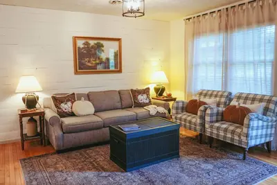 Image de Fall Retreat 5 Minutes To Dollywood With Fire Pit, Private Deck, And Coffee Bar