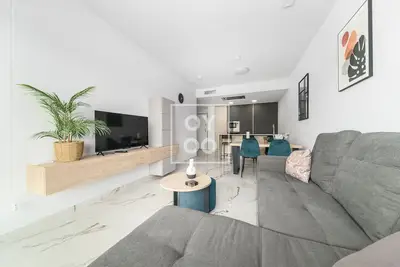 Image de Sunrise Retreat - modern comfort and design - by Oyoostays