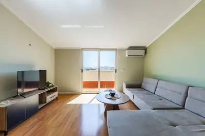 Image de Bright & Comfy – 2br Apartment by the Adriatic