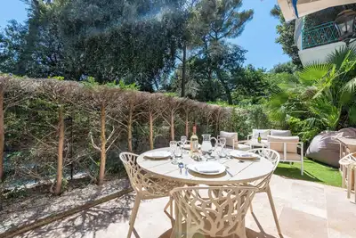 Image de 2p Rez-de-jardin au calme – Cadre Paisible