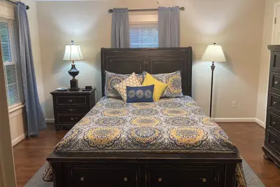 Image de Charming 3-bedroom country cottage in beautiful Dacusville area
