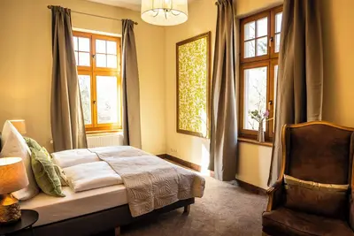 Image de Cozy vacation apartment for up to 4 people on the first floor of a manor house