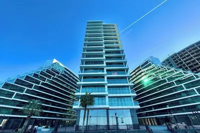 Image de Charmant appartement à Batoumi avec vue sur la ville et l'eau