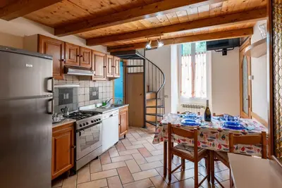 Image de GuestHost - Cozy Loft Studio Flat in San Remo