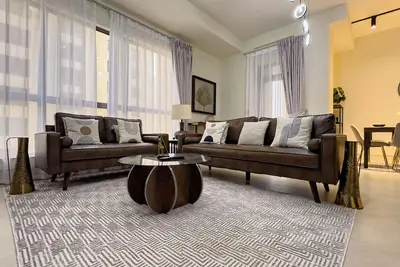 Chic 2br Beachfront Residence at Amwaj 4- 2201