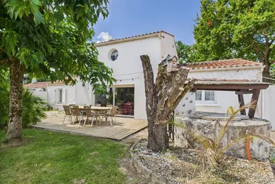 Image de Belle et spacieuse maison au calme pour 8