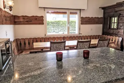 Image de Joli appartement dans une maison de vacances avec Wifi, balcon, vue panoramique et parking
