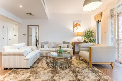 Image de Burj Khalifa View 1br, Near Dubai Mall and Canal Walk, Miska 4