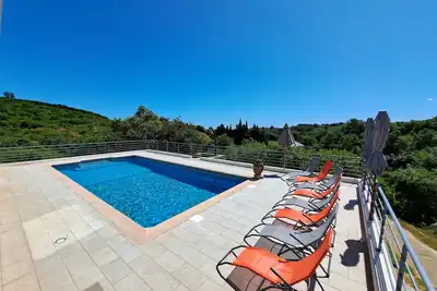 Image de Villa 8pers Plein Pieds Piscine 160m2/5000m2 terrain, 5mn plages/commerces/resto