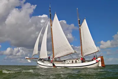 Image de Unique spacious comfortable (private) boat near Amsterdam