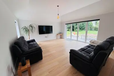 Image de Bungalow-Salle de bain privée séparée-Famille