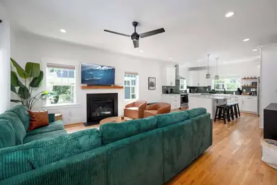 The Terra Haus - 4br Modern Boho Retreat