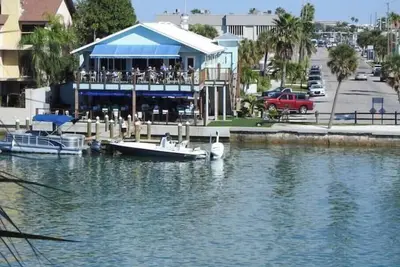 Image de Cozy Pet Friendly Lake Cottage!