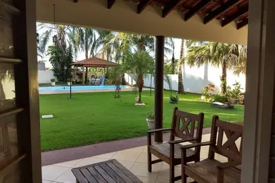 Image de Casa com Lazer, praia e pesca privilegiada em CondomĂnio Pousada Paranapanema