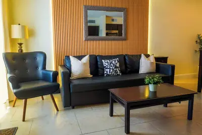 Image de Chic & Stylish Apt | Near Disney & Universal