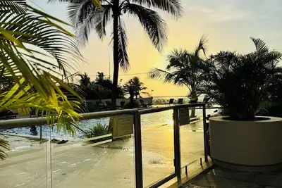 Image de Chic 1-bedroom whole apartment with fitness room Turkish bath in Cartagena