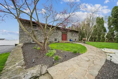 Image de The Getaway a River View Home w/ Pool & Hot Tub