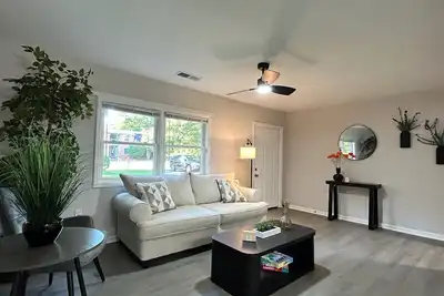 Image de Minutes to Downtown - Fast Wi-Fi