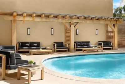 Image de Relax and Unwind! 4 Convenient Units, Dog-friendly Property, Outdoor Pool!