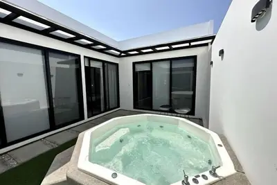 Image de Blue Villa v2 in Punta Blanca · 3 bedrooms · 7 beds · 3 baths