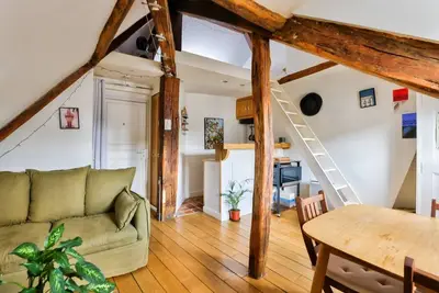 Image de GuestReady - Séjour cosy au cœur de Paris pour 4