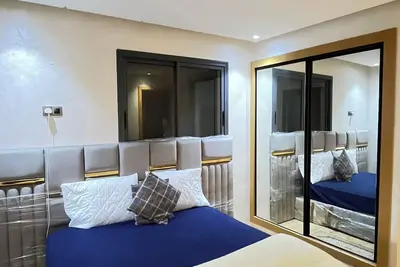 Image de Zahira New Luxury One Room Near The Beach - 1 Double Bed/2 Single Bed