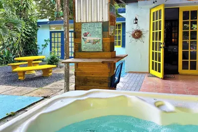 Image de Rainforest View 4 bed 3 bath Hot Tub - Generator