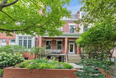 Image de Sojourn Capitol Hill Bliss with Sunroom and Front Patio